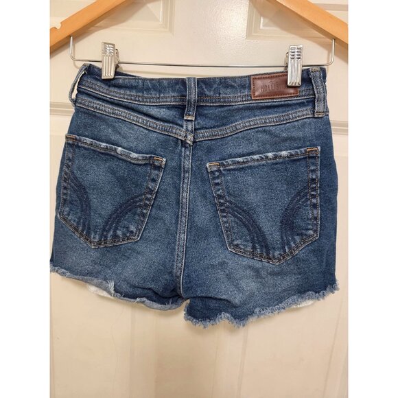 Hollister Women's Distressed Denim High-Waisted Shorts With Frayed Hem Size 24 - Picture 3 of 9